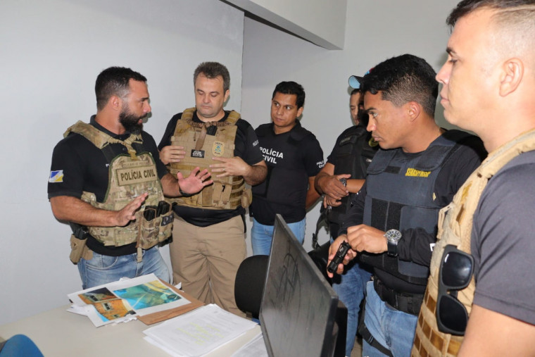 Equipe policial que participou da operação