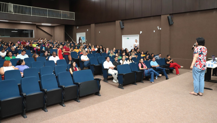 Lei da Palmada tem como objetivo estimular a educação não violenta