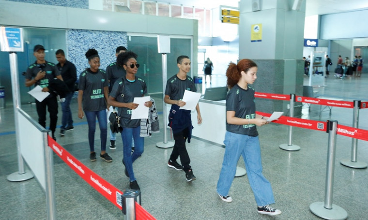 Equipe do Tocantins é formada por 6 estudantes