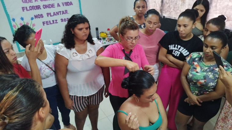 Curso de Cabeleireira em Almas