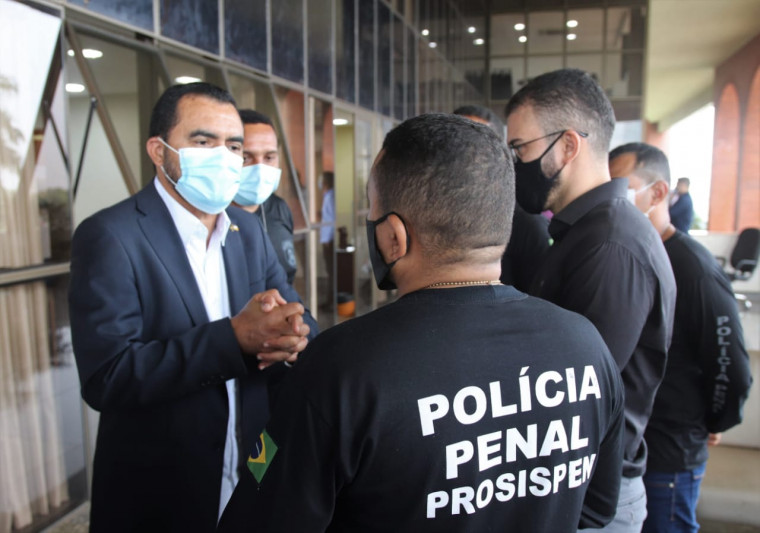 Representantes do Sindicato com o vice-governador Wanderlei Barbosa