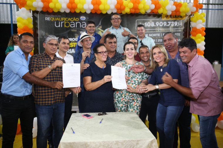 Assinatura da ordem de serviço em Palmas