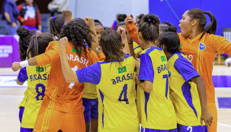 Time de futsal feminino do Tocantins venceu a Ucrânia e garantiu vaga na final