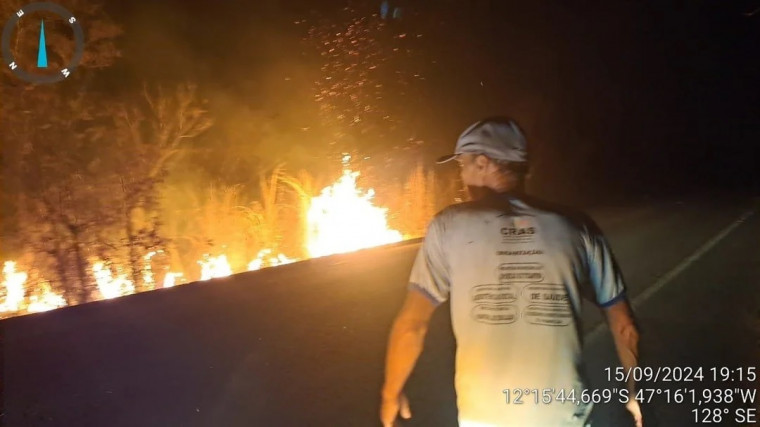 Fazendeiro foi flagrado tocando fogo na sua propriedade.