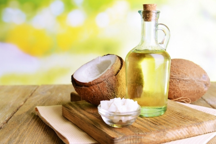 O óleo de coco não se acumulando em forma de gordura ‘ruim’ no corpo.