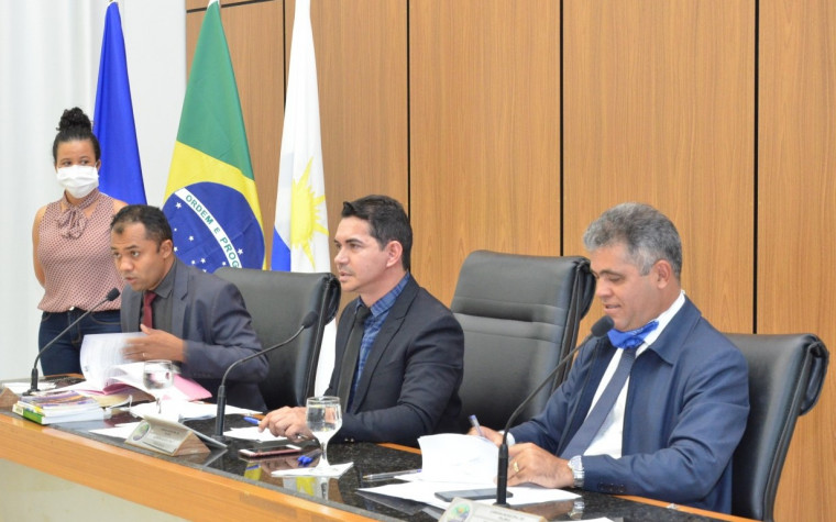 Vetos são apreciados e urgência de projetos retirados na Câmara de Palmas