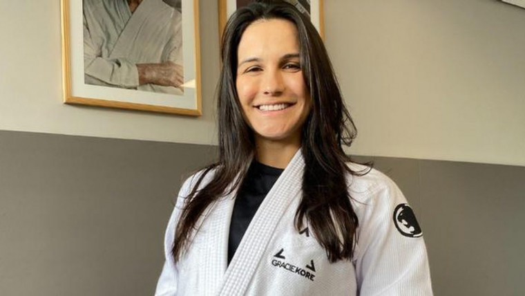 Kyra Gracie é pentacampeã mundial de jiu-jitsu