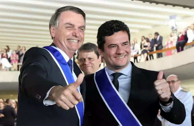Bolsonaro (esq.) e Sérgio Moro