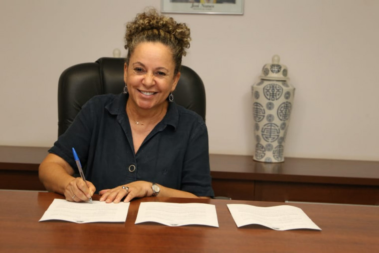Prefeita Josi Nunes assinou contrato com a empresa um dia antes da operação