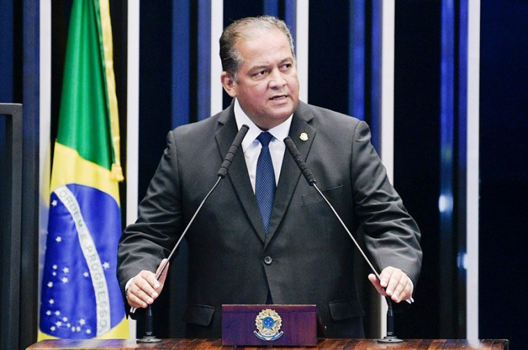 Senador Eduardo Gomes (MDB-TO)