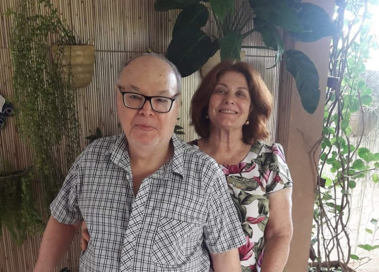 Prof. Cabral com a sua esposa, Dona Helena, que também foi coordenadora do Santa Cruz.