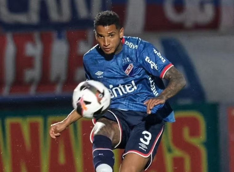 Jogador Juan Izquierdo na partida contra o São Paulo, antes de passar mal.