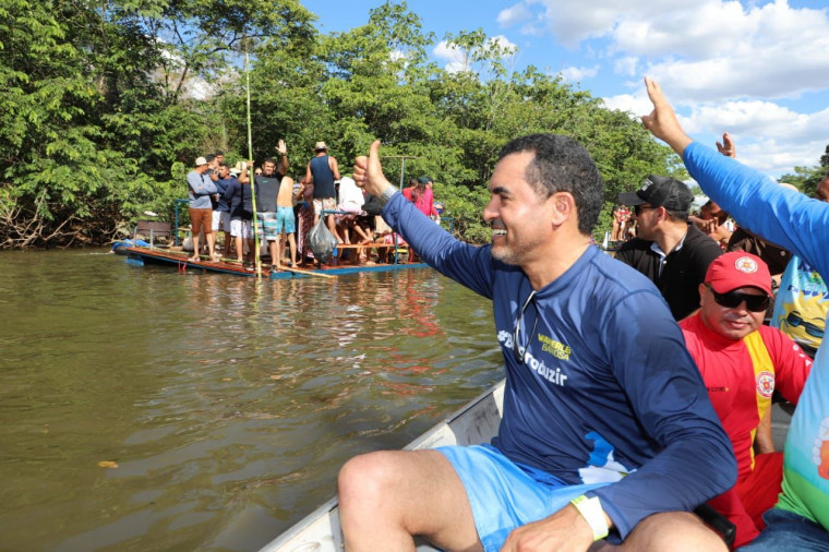 Governador no Rally das Águas, em Itacajá