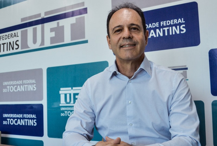 Luis Eduardo Bovolato é o atual reitor da UFT