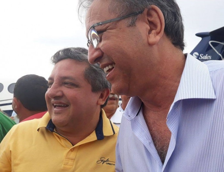 Jair Farias é aliado da família Miranda com sua candidatura a presidência estará garantida