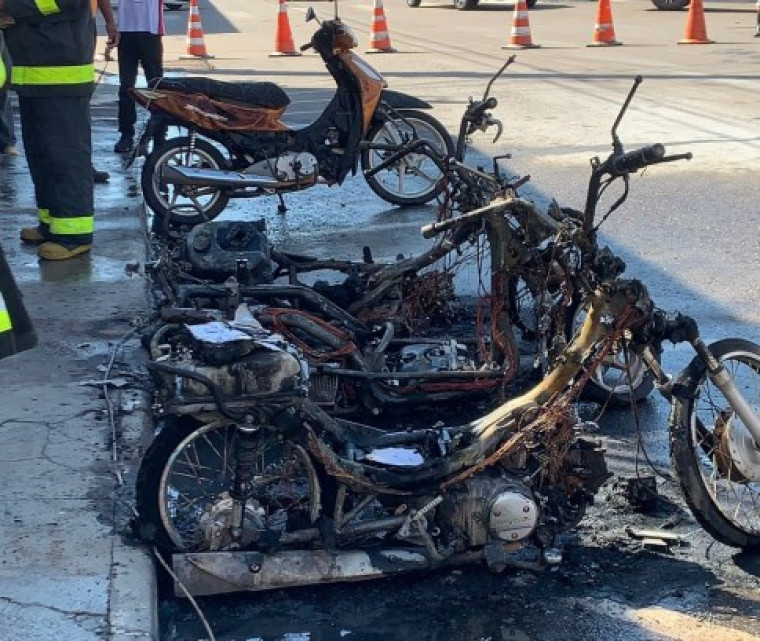 As motos que foram queimadas