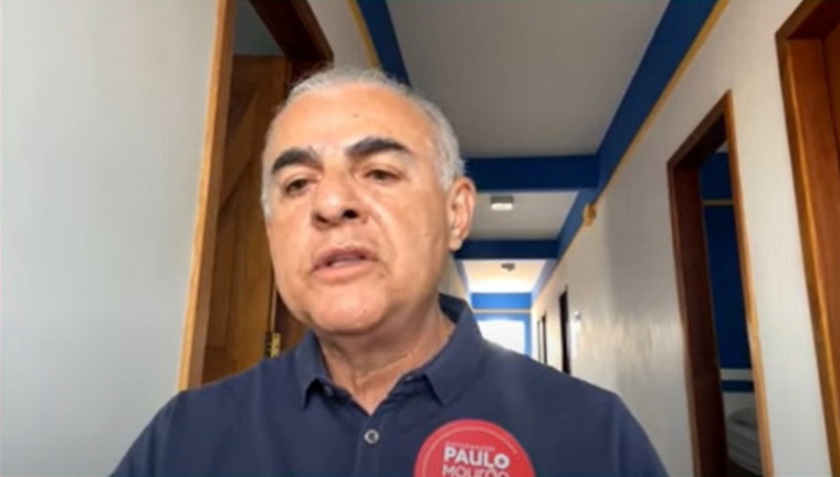 Paulo Mourão durante entrevista