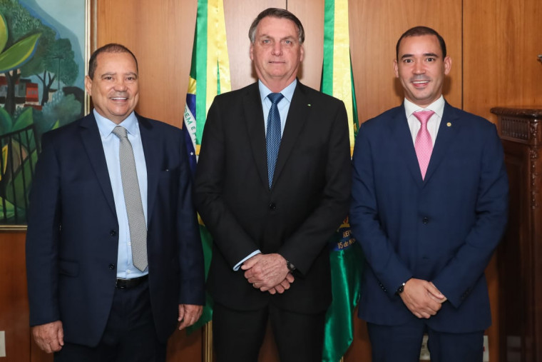 Encontro entre Vicentinho Alves, Bolsonaro e Vicentinho Júnior