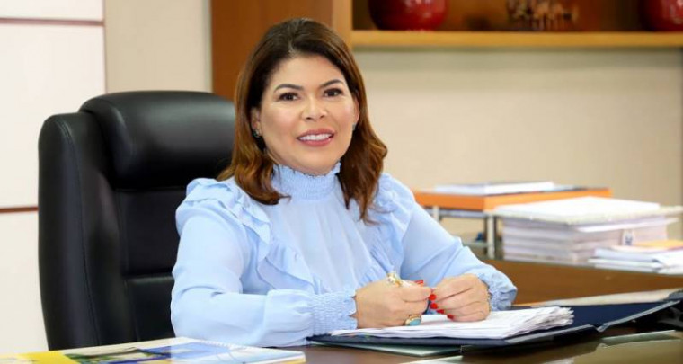 Secretária da Educação, Adriana Aguiar