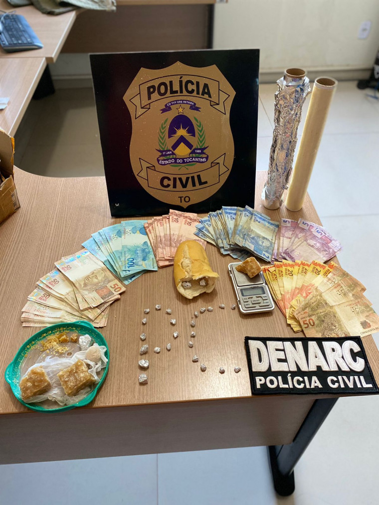 Drogas e dinheiro apreendidos, durante operação da 2ª DENARC em Araguaín