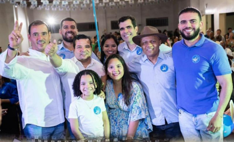 Jailton Bezerra com líderes políticos