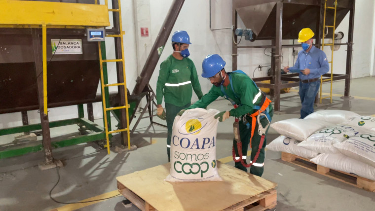 Todo o processo de fabricação segue um rigoroso controle de qualidade, segundo a COAPA