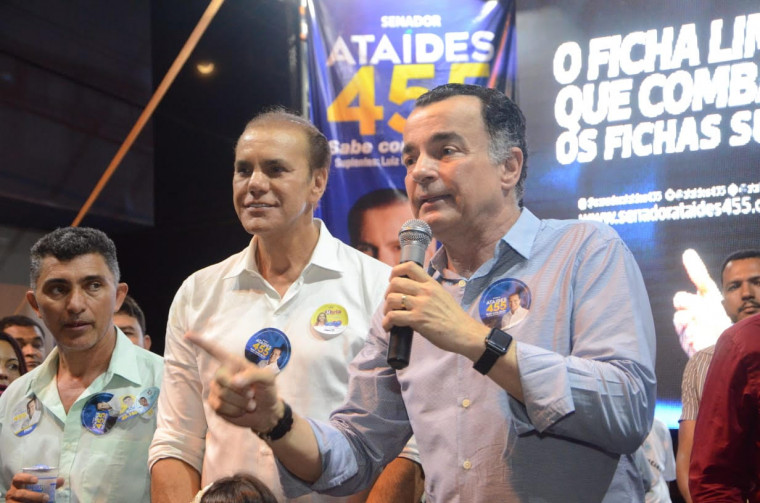 Comício do senador Ataídes Oliveira em Araguaína