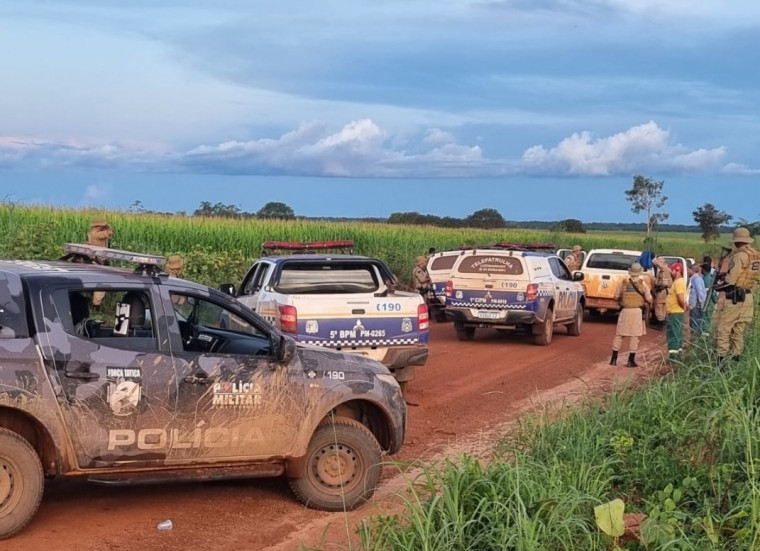 Morre mais um suspeito em confronto com as forças de segurança.