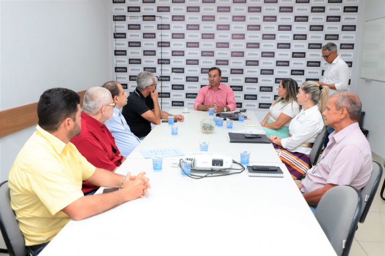 Reunião do prefeito com membros do Conselho Municipal de Saúde