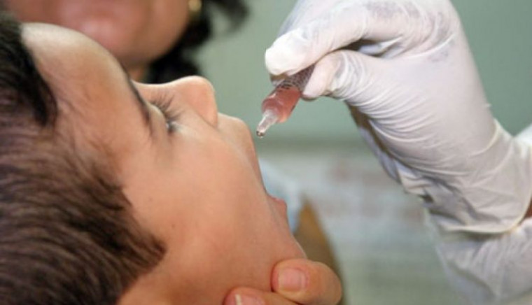 Mãe não conseguiu vacinar o filho contra a pólio