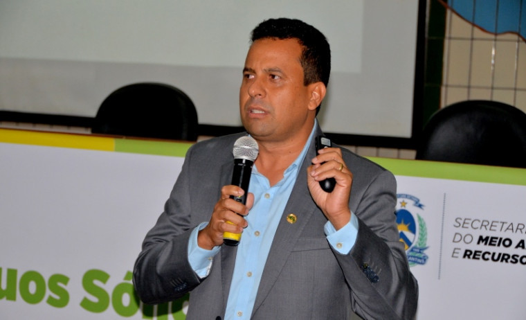 Fábio Pereira Vaz é professor concursado e foi prefeito de Palmeirópolis de 2013 a 2020
