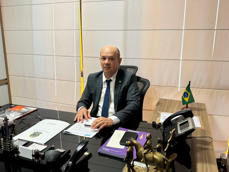 Deputado federal Júlio Oliveira apresentou emenda na reforma tributária.