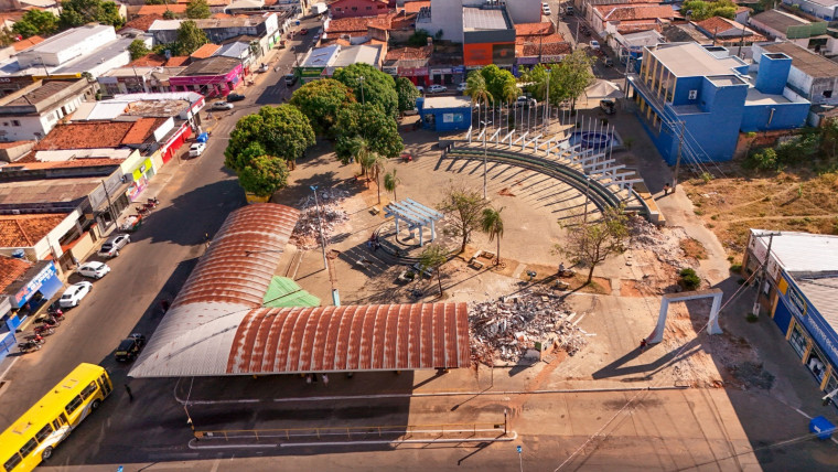 Praça das Bandeiras de Araguaína começa a receber obras de reconstrução