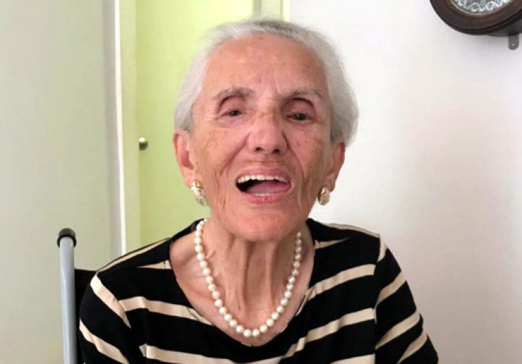 Dona Aureny foi casada com o ex-governador Siqueira Campos por 40 anos, com quem teve seis filhos