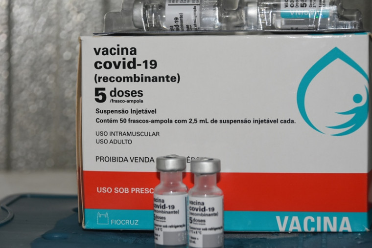 Vacina AstraZeneca/Fiocruz