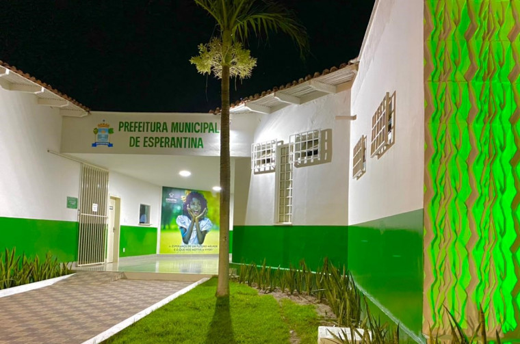 Prefeitura de Esperantina, na região do Bico do Papagaio