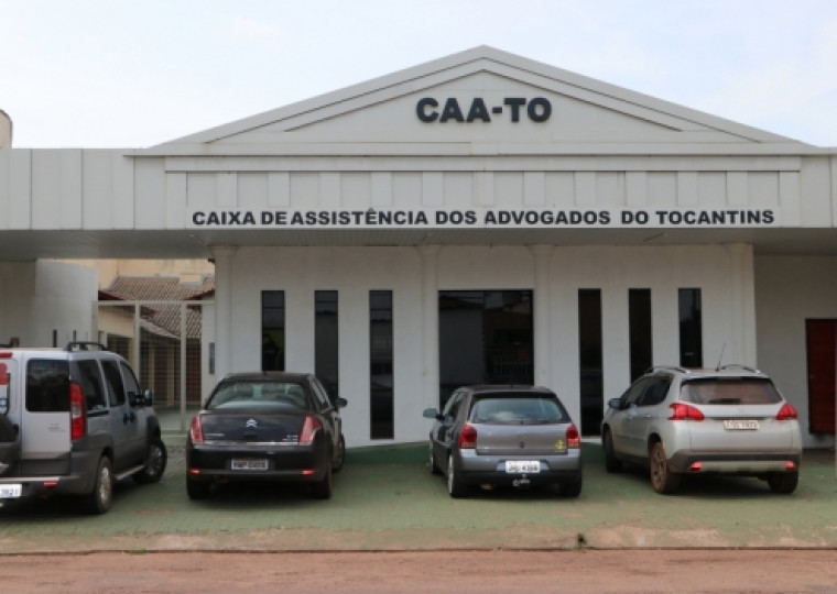 O prédio tem localização privilegiada na área central de Palmas.