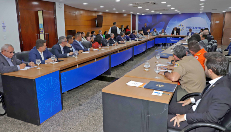 Reunião com todo o secretariado foi nesta terça, no Palácio Araguaia.