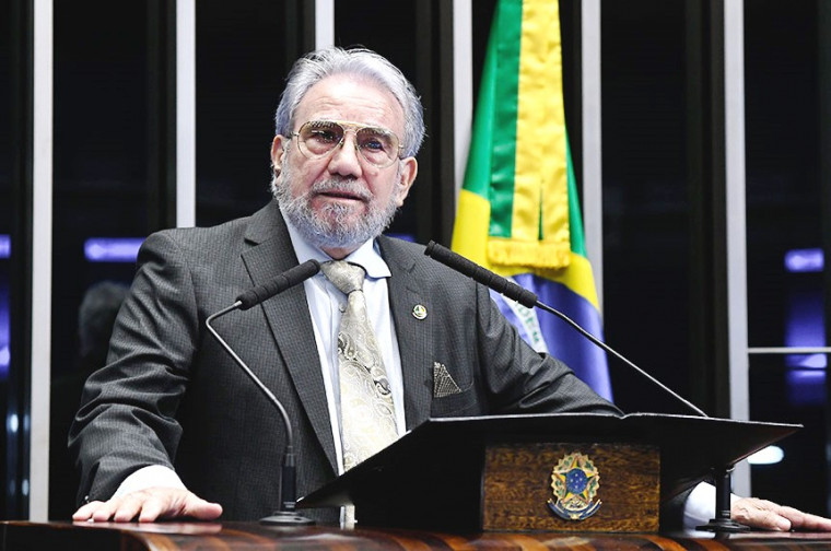 Bispo Guaracy é suplente da senadora Kátia Abreu