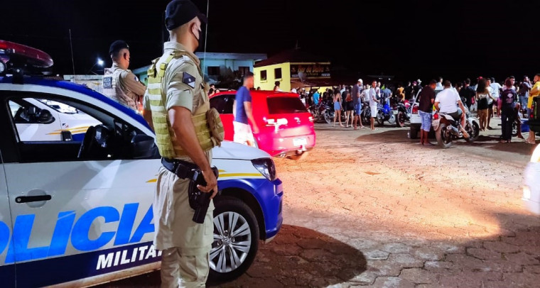 Policiamento de Carnaval em local estratégico em Araguatins