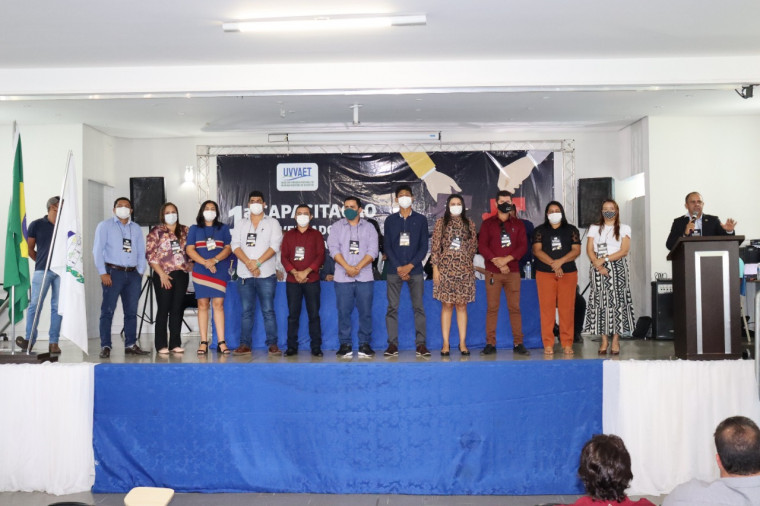 O evento aconteceu em Divinópolis e contou com a participação de várias lideranças políticas