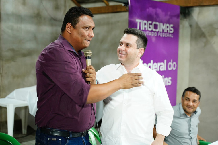 Geraldo Silva durante evento no qual declara apoio à reeleição de Tiago Dimas