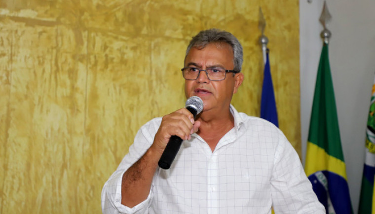 Valdemar Batista Nepomoceno, prefeito de Ananás