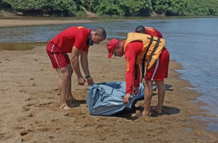 Bombeiros localizam corpo de Marcelo que havia se afogado no Rio Araguaina,.