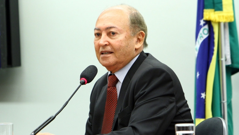 Lázaro Botelho já foi deputado federal por três mandatos