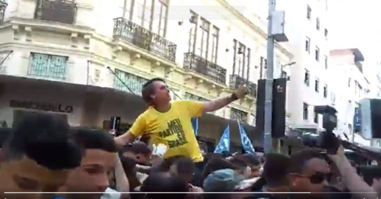Bolsonaro é esfaqueado em Minas Gerais