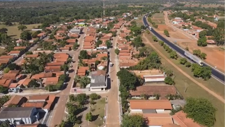 Cidade de Rio dos Bois, às margens da BR-153, tem menos de 3 mil habitantes