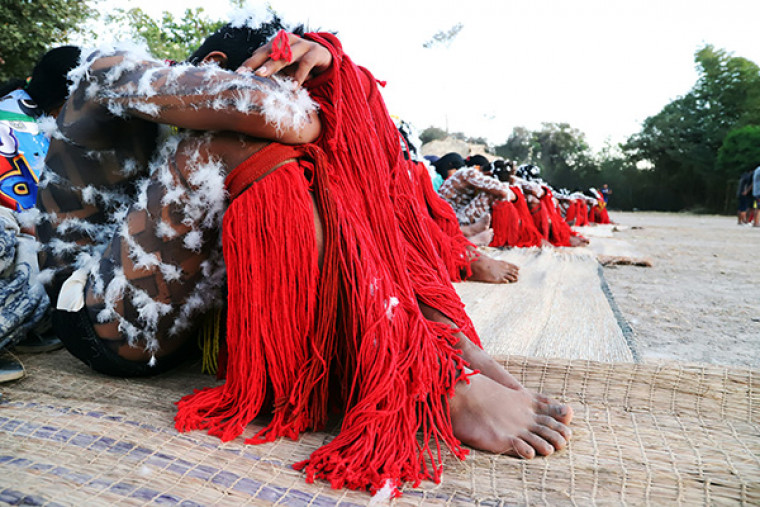 Celebração tradicional do povo Iny.