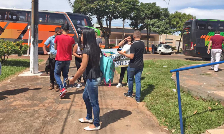 Neste sábado, 18, cerca de 80 estudantes estão retornando ao Tocantins.