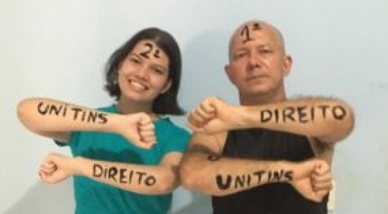 Egberto e a filha Emanuela, primeiros colocados em Direito na Unitins, Campus Agustinópolis.